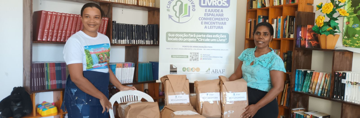 Biblioteca Comunitária Mané Dendê recebe doações da campanha #CirculeUmLivro